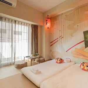 V の Boutique House , Osaka Giappone
