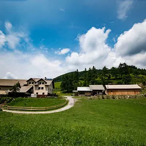 Tourist Farm Pr'dovar 3*, Cerklje na Gorenjskem Slovenia