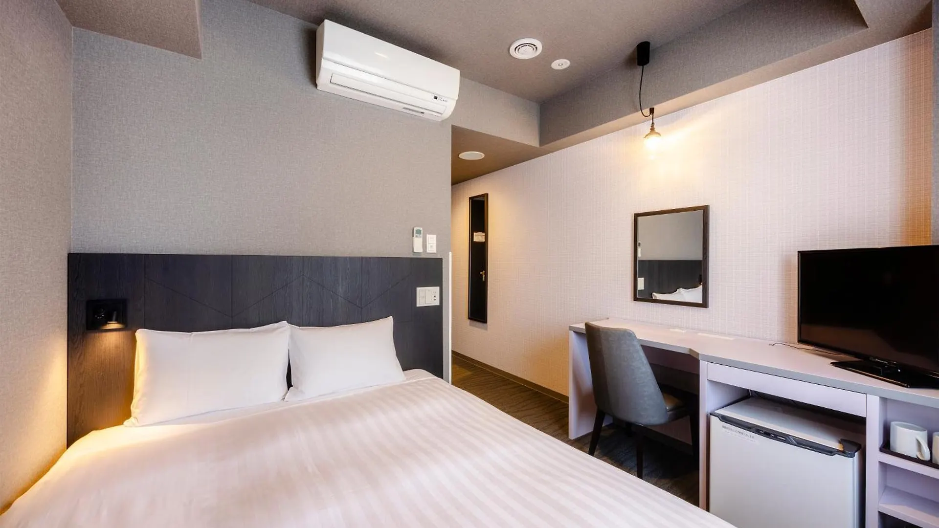 Hotel Wing International Shimbashi Onarimon Tokyo 3*,  Japan